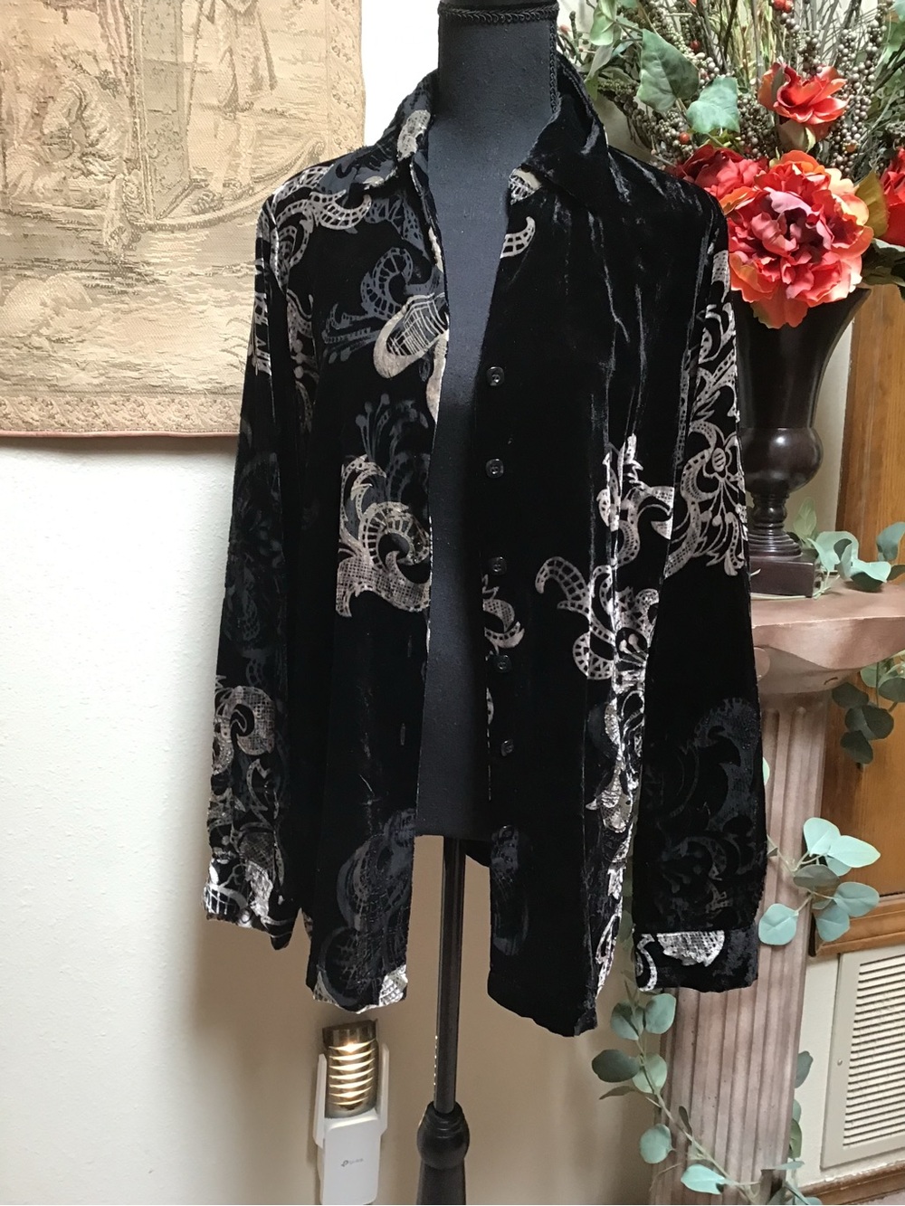 Pendleton Black and White Label Large Size Velvet Top or Blazer